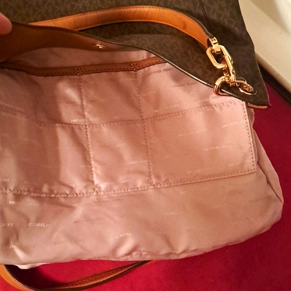 🎁 New Michael Kors FultonSignature Leather Tan/ Cream 🥰 EXCELLENT GIFT - Picture 14 of 16